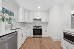 2920 Fantasy Ln, Decatur, GA 30033 - Photo 14