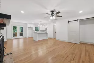 2920 Fantasy Ln, Decatur, GA 30033 - Photo 10