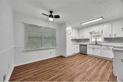279 Heck Road NE, Kennesaw, GA 30144 - Photo 10