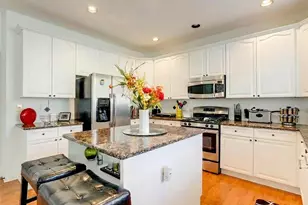 1430 White Flowers Ln, Lawrenceville, GA 30045 - Photo 10