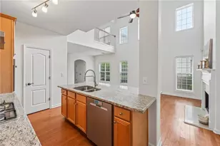 3951 Lake Pass Ln, Suwanee, GA 30024 - Photo 6
