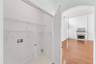 3951 Lake Pass Ln, Suwanee, GA 30024 - Photo 30