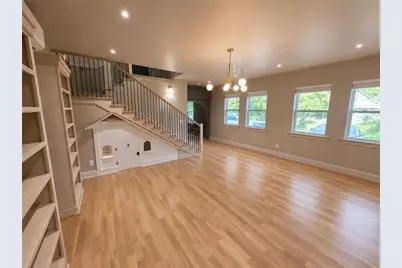 2820 Lullwater Drive, Gainesville, GA 30506 - Photo 8