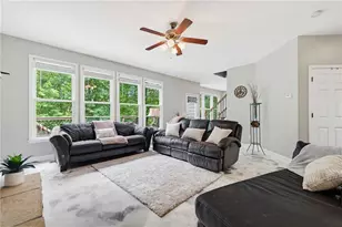3560 Ridge Dr, Gainesville, GA 30501 - Photo 8