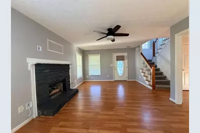 190 The Falls Boulevard, Covington, GA 30016 - Photo 4