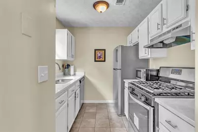 5300 Forest Downs Lane, Atlanta, GA 30349 - Photo 8
