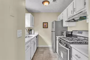5300 Forest Downs Ln, Atlanta, GA 30349 - Photo 8