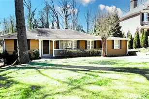 3022 Templewood Dr NE, Brookhaven, GA 30319 - Photo 1