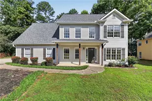 2232 Woodbriar Dr, Buford, GA 30518 - Photo 2