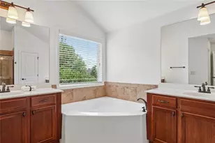 5811 Kendrix Ridge Dr, Sugar Hill, GA 30518 - Photo 40