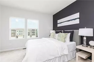 1422 Creekside Circle, Atlanta, GA 30318 - Photo 6