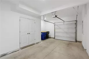 1422 Creekside Circle, Atlanta, GA 30318 - Photo 26