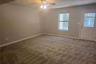 2523 Sweetridge Ct, Lithia Springs, GA 30122 - Photo 6