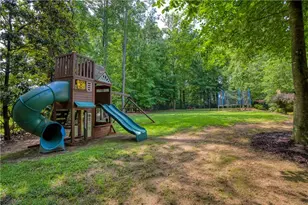 10425 Cranchester Way, Alpharetta, GA 30022 - Photo 44