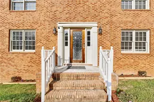 835 Lockriver Way, Lawrenceville, GA 30044 - Photo 4