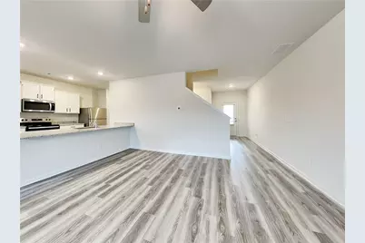 127 Avondale Boulevard, Conyers, GA 30013 - Photo 2