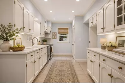 1855 Bedfordshire Court, Decatur, GA 30033 - Photo 12