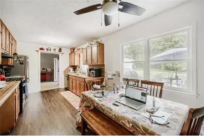 620 Ravenwood Drive, Woodstock, GA 30188 - Photo 8