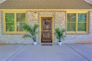 5429 E Mountain St, Stone Mountain, GA 30083 - Photo 2