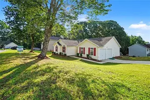 4466 Big Bluff Ct, Douglasville, GA 30135 - Photo 6