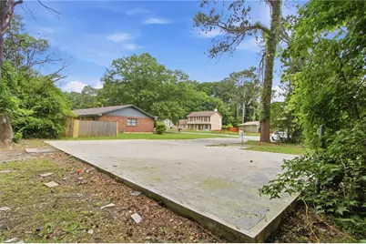 739 S Carter Drive, Jonesboro, GA 30236 - Photo 8