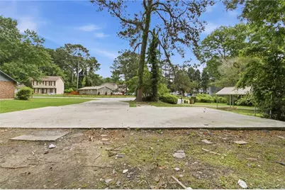 739 S Carter Drive, Jonesboro, GA 30236 - Photo 6