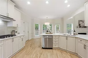 303 River Laurel Way N, Woodstock, GA 30188 - Photo 2