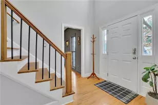 1069 Sunny Field Ln, Lawrenceville, GA 30043 - Photo 4