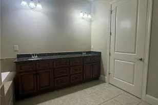 3951 Sovereign Dr, Buford, GA 30519 - Photo 44