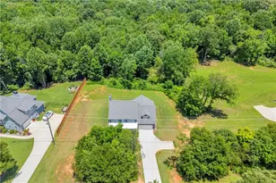 756 White Hill School Rd, Commerce, GA 30529 - Photo 62