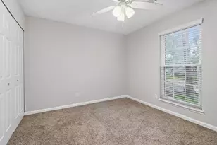 923 Bay Berry Ln, Lawrenceville, GA 30043 - Photo 24