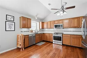 140 Greenmont Cir, Alpharetta, GA 30009 - Photo 16