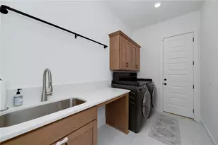 6455 Maddux Path, Cumming, GA 30028 - Photo 22