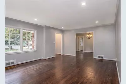 388 Lakemoore Drive NE, Atlanta, GA 30342 - Photo 4