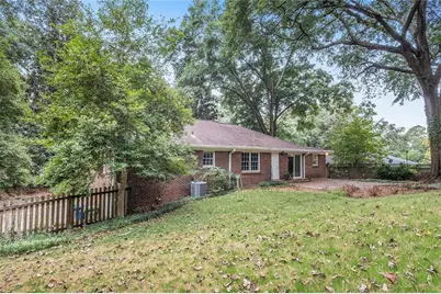 388 Lakemoore Drive NE, Atlanta, GA 30342 - Photo 28