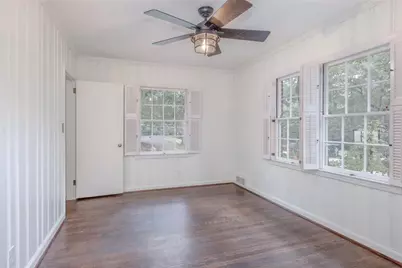 388 Lakemoore Drive NE, Atlanta, GA 30342 - Photo 10