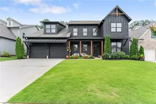 712 Bridgeview Dr, Canton, GA 30115 - Photo 1