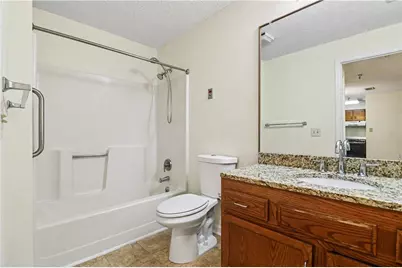 1800 Clairmont Lake #711, Decatur, GA 30033 - Photo 14