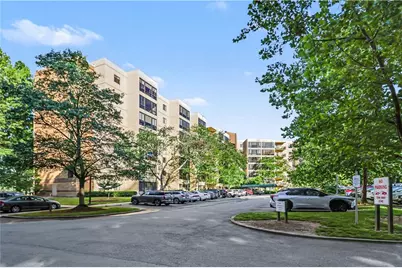 1800 Clairmont Lake #711, Decatur, GA 30033 - Photo 2