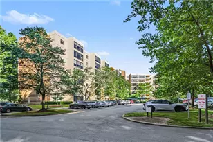 1800 Clairmont Lake, Decatur, GA 30033 - Photo 2