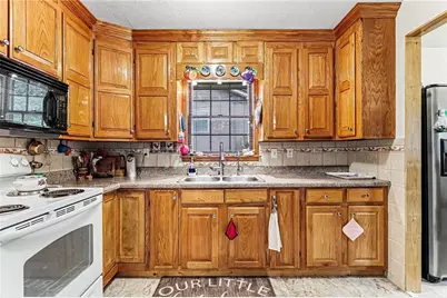 3418 Lake Drive, Lawrenceville, GA 30044 - Photo 10