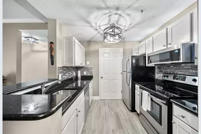 1074 Peachtree Walk NE #B401, Atlanta, GA 30309 - Photo 8