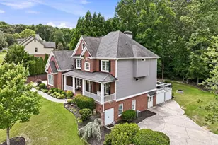 411 Hunting Hills Dr, Braselton, GA 30517 - Photo 6