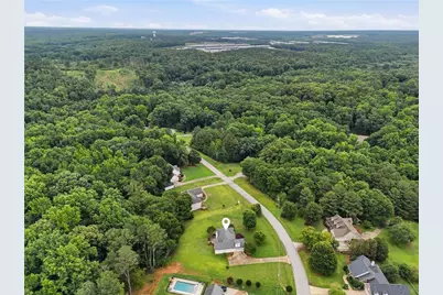 115 Sweetwater, Social Circle, GA 30025 - Photo 4