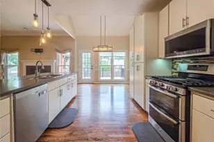 1475 Barrett Pl Ln, Lawrenceville, GA 30043 - Photo 20