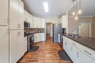 1475 Barrett Pl Ln, Lawrenceville, GA 30043 - Photo 18