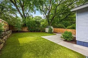 2469 Forrest Ave NW, Atlanta, GA 30318 - Photo 24