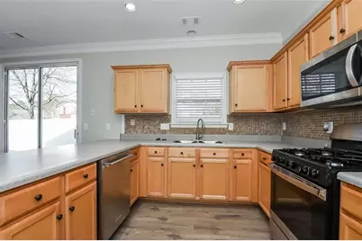 328 Hiawassee Drive, Woodstock, GA 30188 - Photo 4