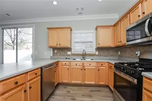328 Hiawassee Dr, Woodstock, GA 30188 - Photo 4