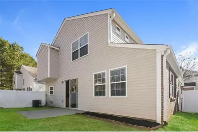 328 Hiawassee Drive, Woodstock, GA 30188 - Photo 2